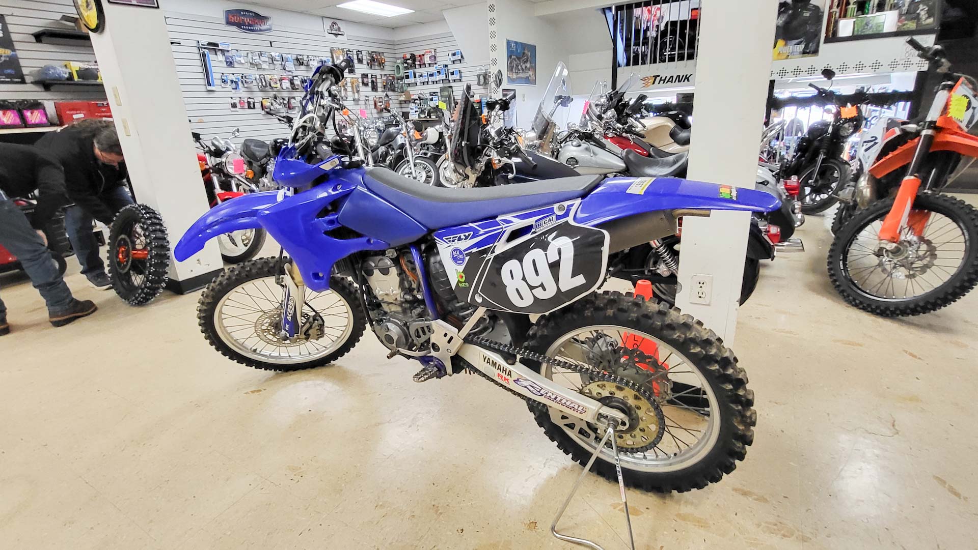 2005 Yamaha YZ250F Dirt Bike